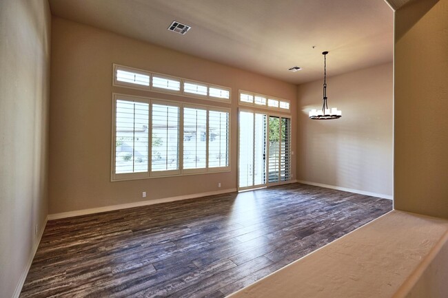 Building Photo - 7298 E Brisa Dr