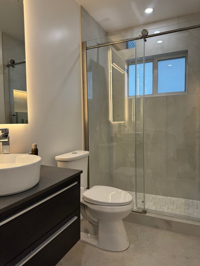 Building Photo - 8366 SW 37th St