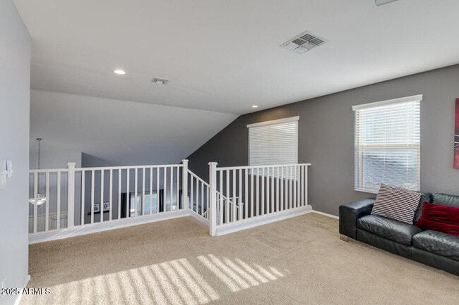 Building Photo - 18472 W Desert Ln