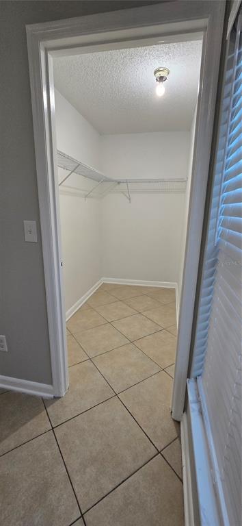 Building Photo - 9414 Dearmont Ave