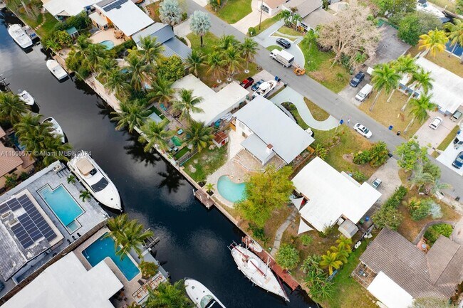 Building Photo - 2518 Key Largo Ln