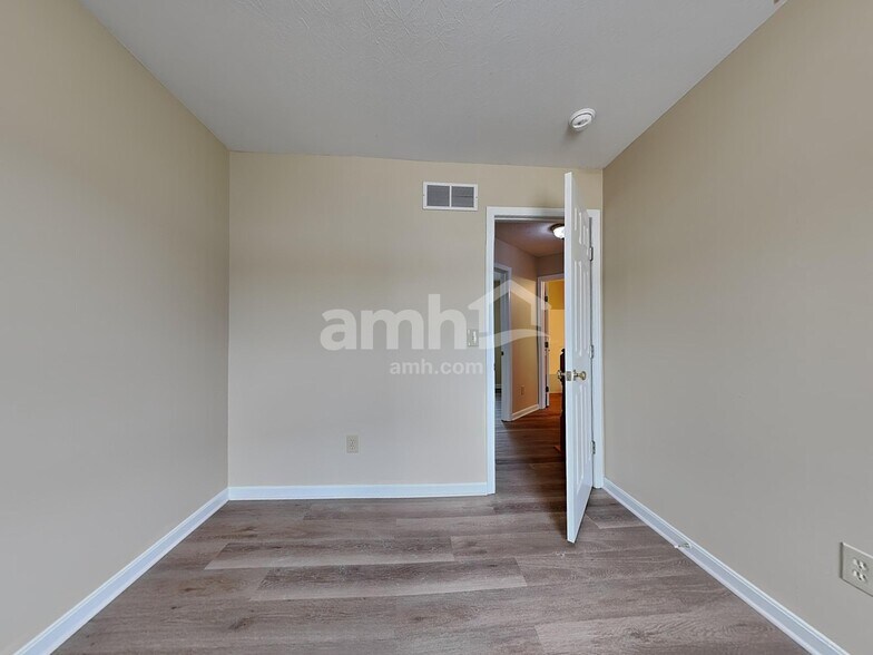 Building Photo - 3078 Cattail Cove Ln