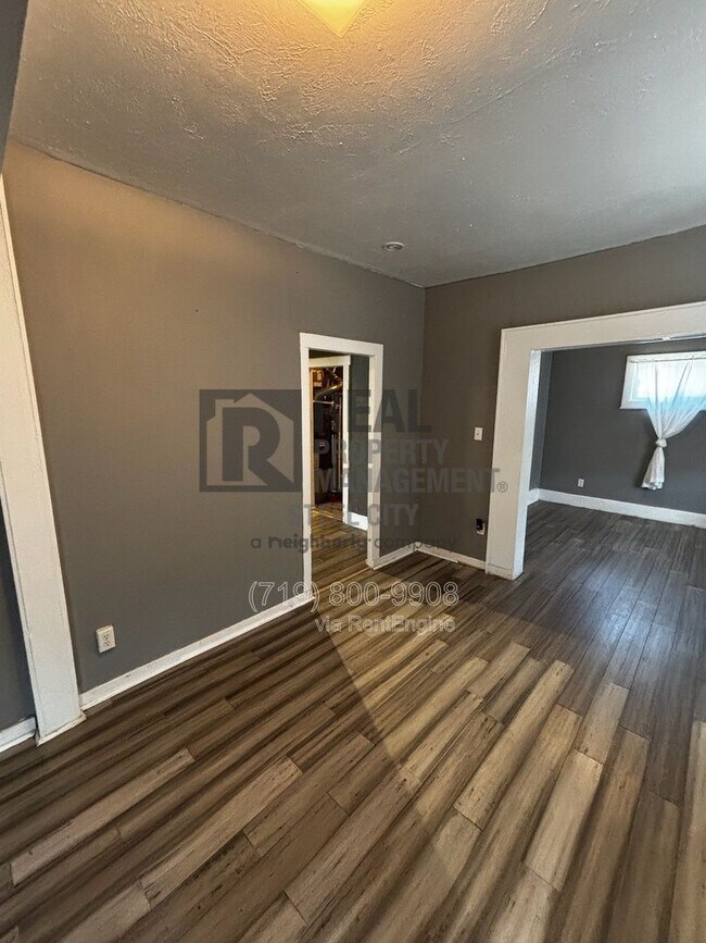 Building Photo - 1803 Spruce St