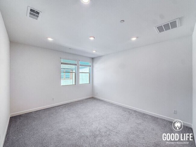 Building Photo - 14111 Angelite Wy
