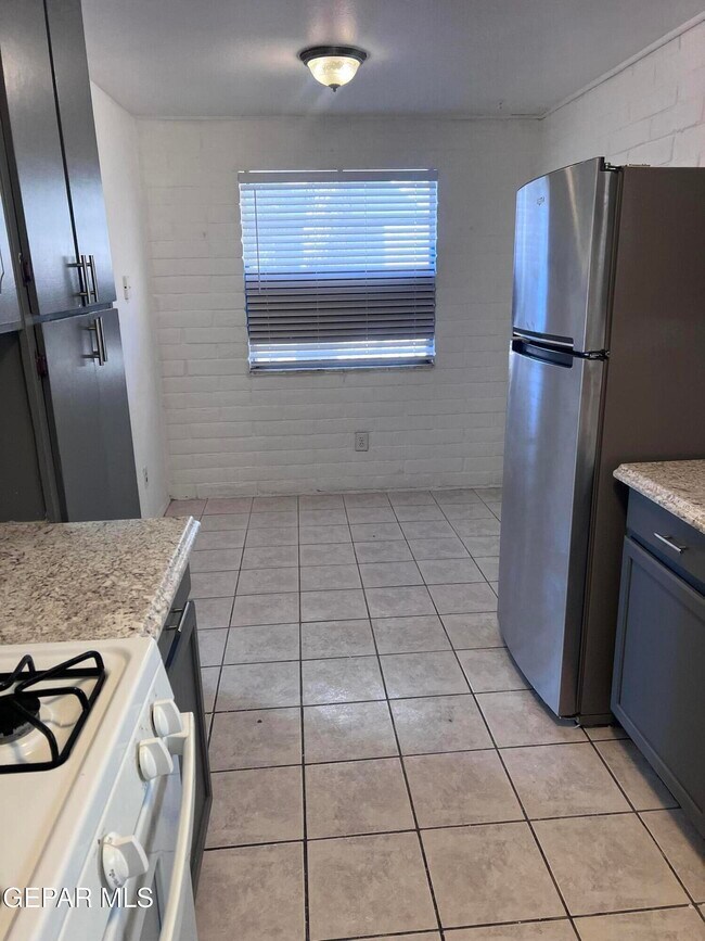 Building Photo - 11244 Wharf Cove Dr