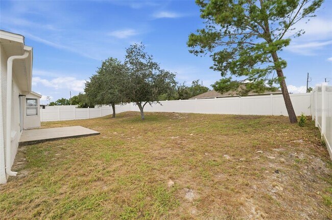 Building Photo - 10255 Norwick St