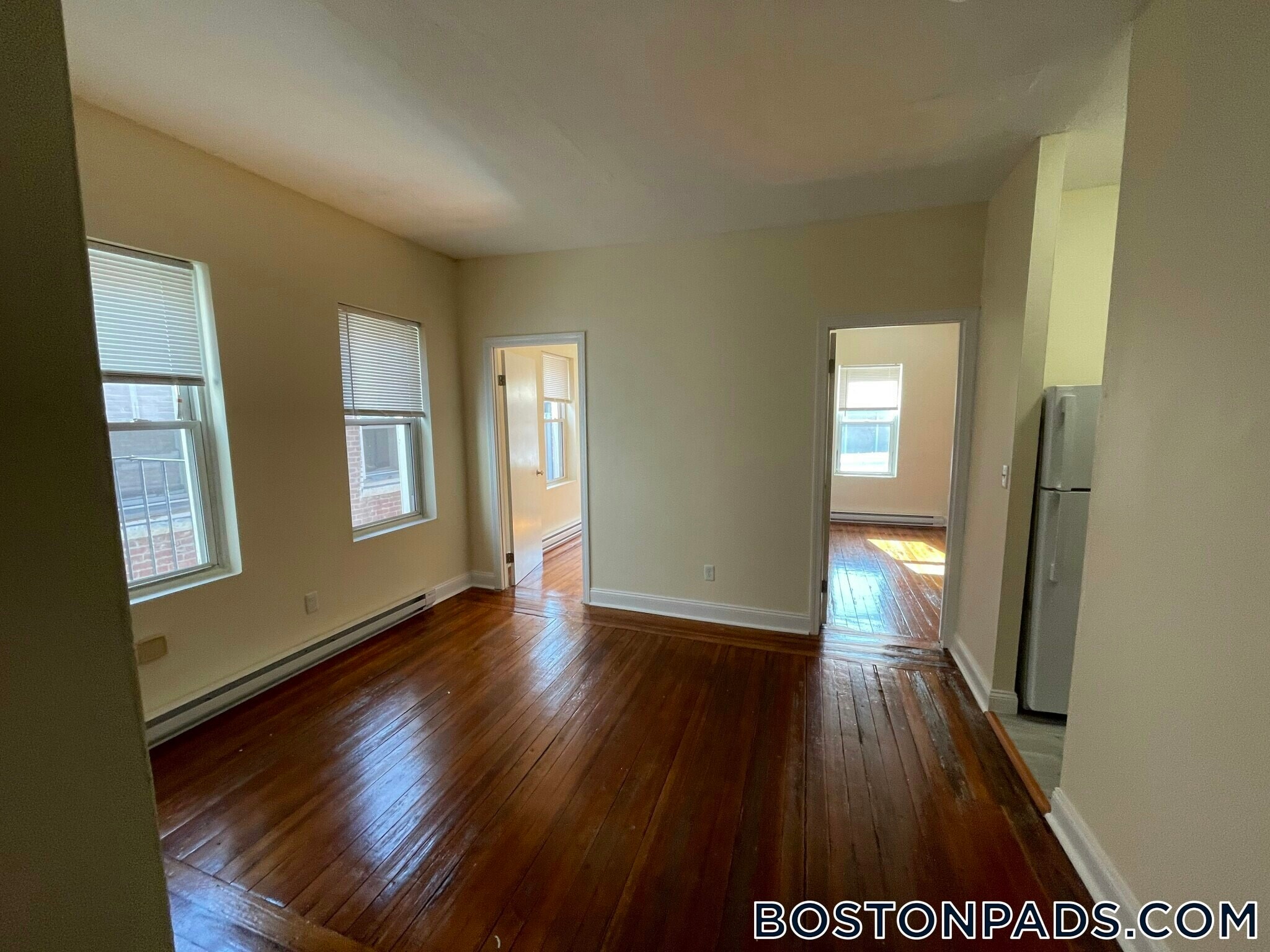 Building Photo - 894 Huntington Ave