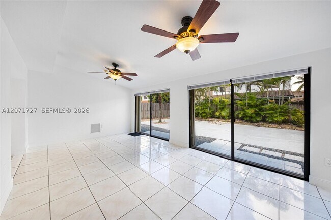 Building Photo - 15157 SW 95th St
