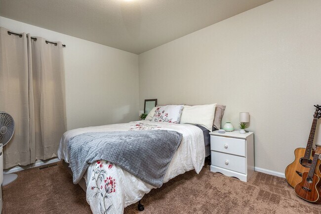 Building Photo - Single Family Home For Rent in Lorson Ranch - South Powers Corridor