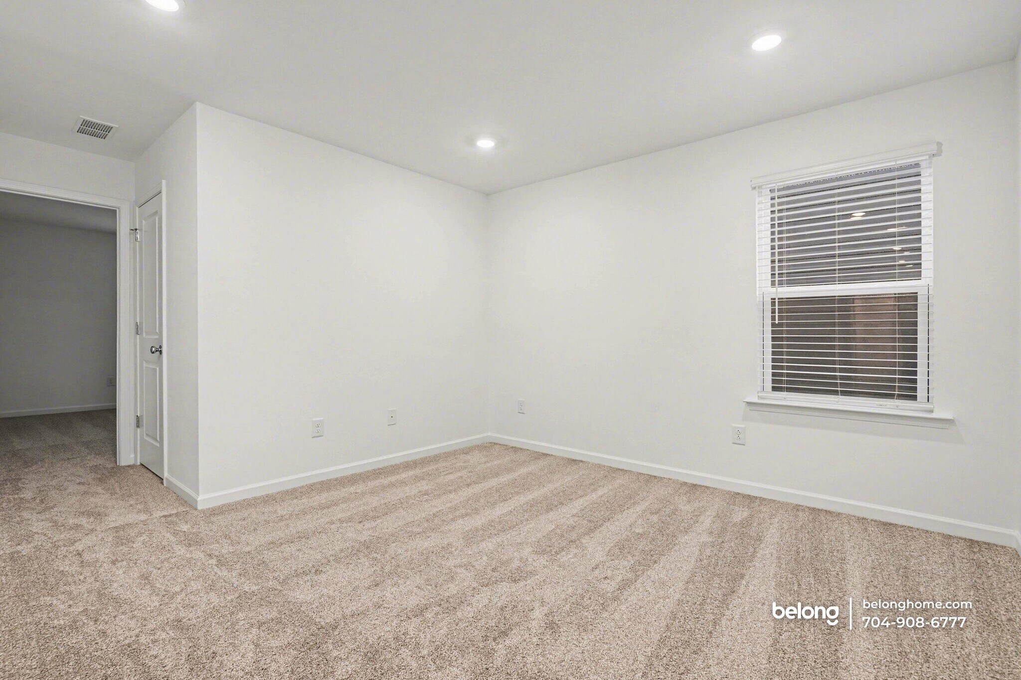 Building Photo - 1817 Riverbend Ave