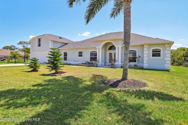 Building Photo - 929 Hialeah St