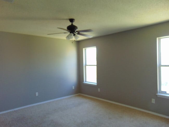 Building Photo - 2703 108th St