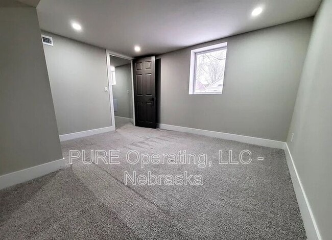 Building Photo - 1402 Dorcas St