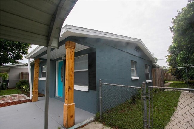 Building Photo - 1039 Woodland Ave