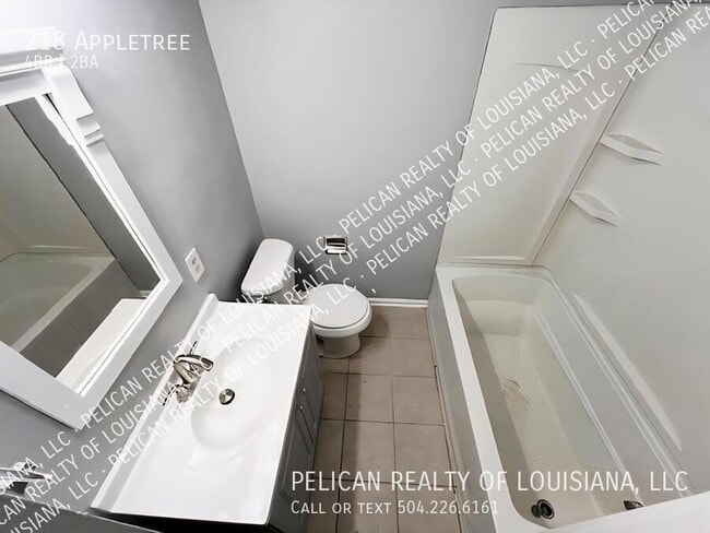 Building Photo - 218 Appletree-