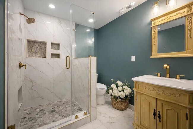 Building Photo - 108 Saybrook Rd