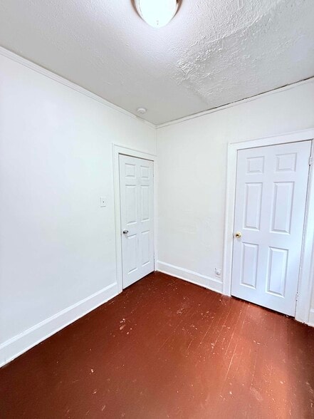 Building Photo - 12032 Santa Rosa Dr