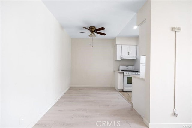 Building Photo - 580 W Stocker St