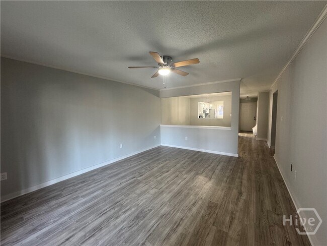 Building Photo - 2505 W Broad St