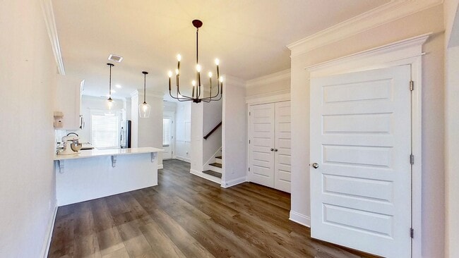 Building Photo - Well Kept Columbia County Rental