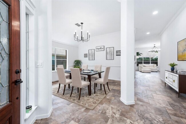 Building Photo - 13415 Anderwoods Ct