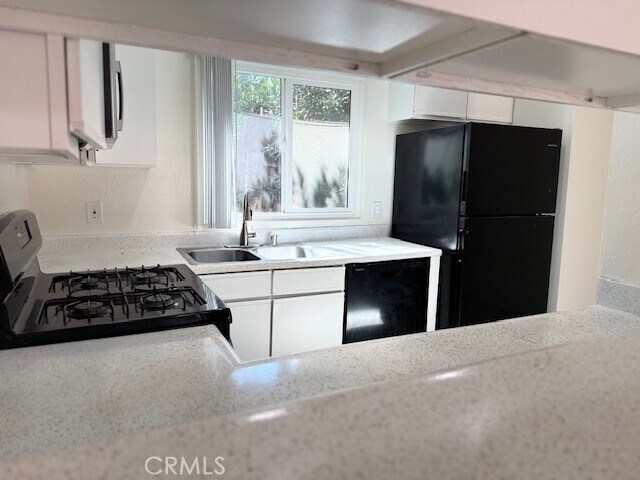 Building Photo - 79661 Ave 42