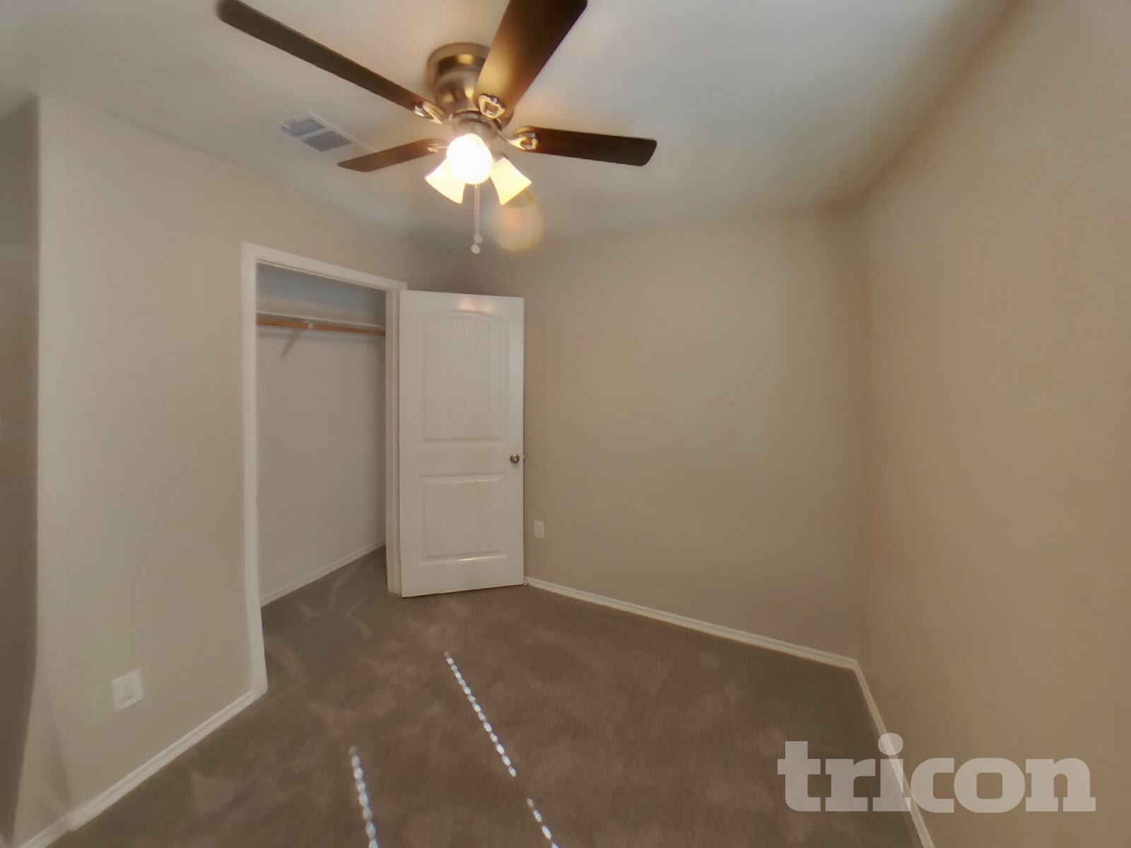 Building Photo - 1114 Bellevue Dr