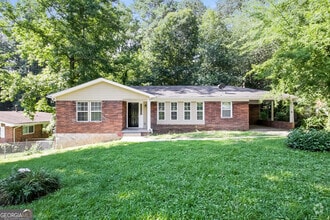 Building Photo - 3510 Ingledale Dr SW