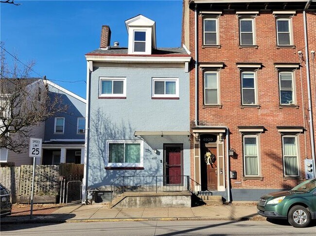 Building Photo - 4927 Butler St