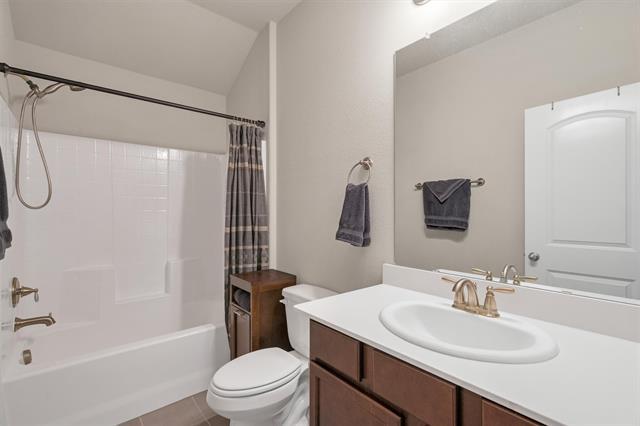 Building Photo - 2310 Bellewood Ct