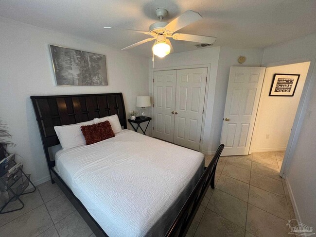 Building Photo - 1959 Melissa Oaks Dr