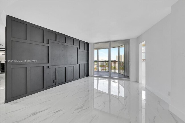 Building Photo - 100 Golden Isles Dr