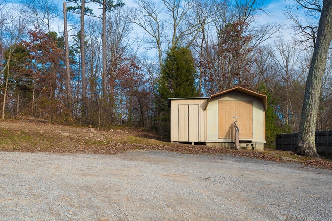 Building Photo - 7606 Hunters Ridge Way