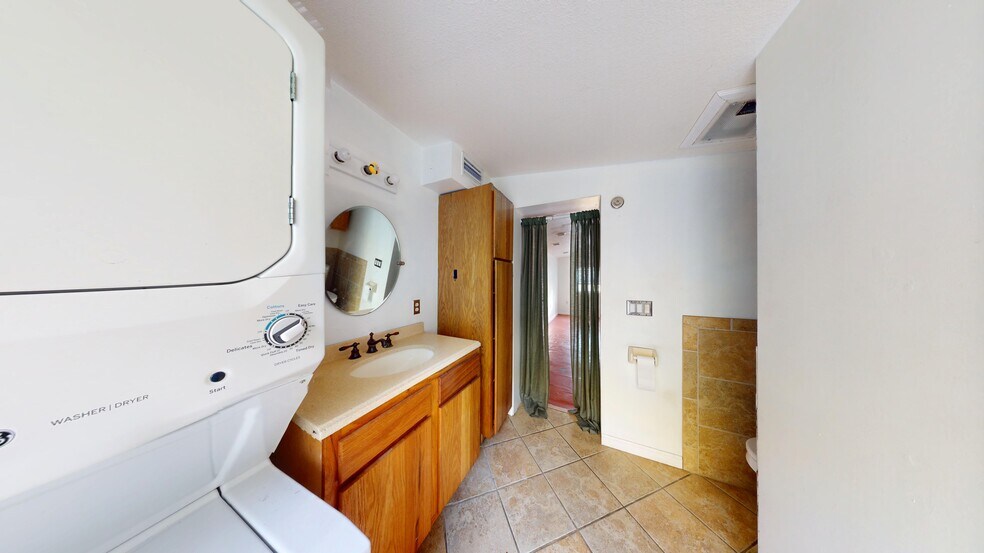 Building Photo - 26945 Shannahan Rd