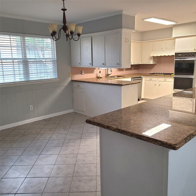 Building Photo - 1006 Walnut Bend Ln