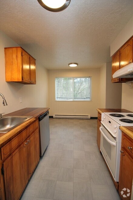 Building Photo - 3736 SW 10th Ave