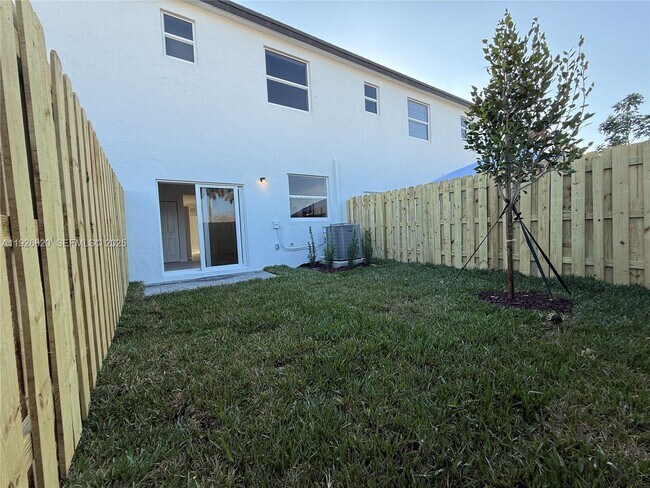 Building Photo - 26846 SW 121st Ct