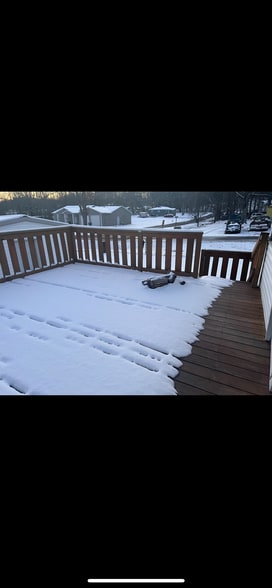 Deck - 17162 Betty Dr