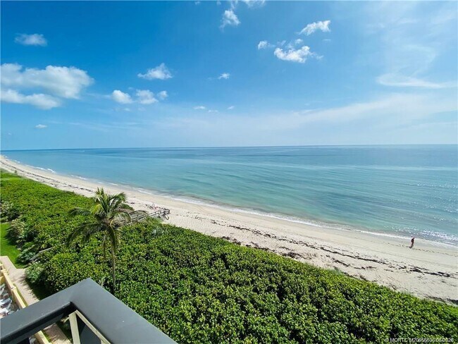 Building Photo - 7380 S Ocean Dr