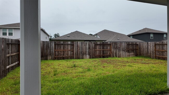 Building Photo - 16817 Harvest Grv Ln