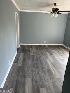 Building Photo - 447 High Moon Dr