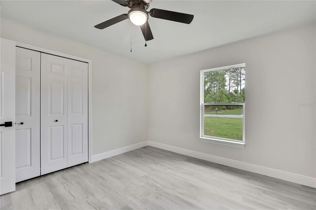 Building Photo - 3261 W Viking Ln