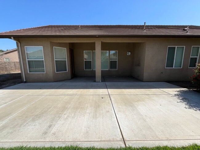 Building Photo - 206 S Argyle Pl