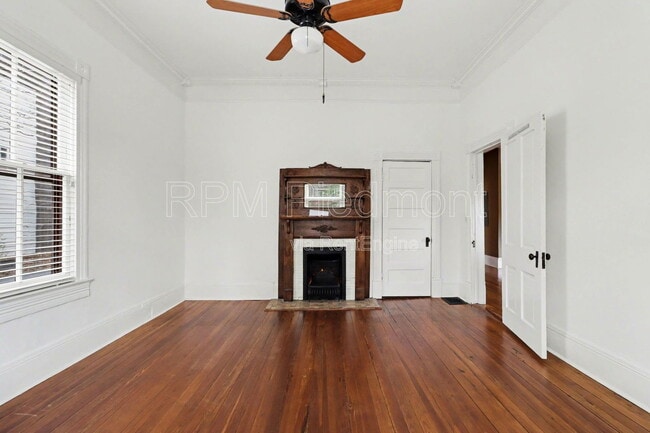 Building Photo - 409 Oakdale Rd NE