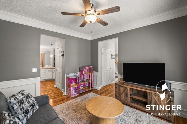 Building Photo - 46 Alston Park Dr