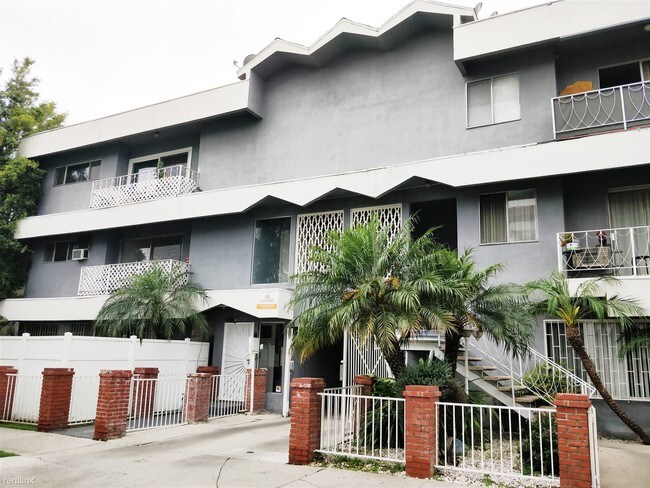 Primary Photo - 723 N Gramercy Pl