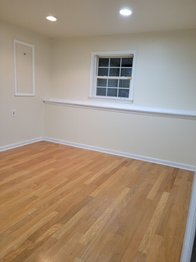 Building Photo - 11205 Sitting Bull Cir