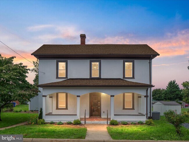 Building Photo - 323 Osage St