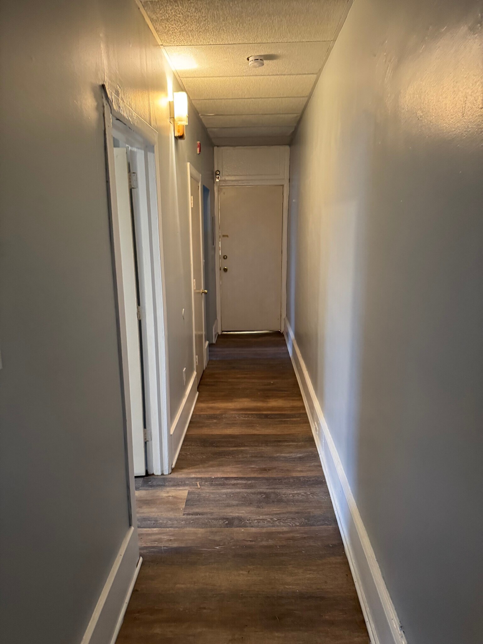 Building Photo - 559 N 63rd St