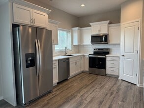 Building Photo - Brand New 2-story 3 bedroom/2.5 bath townhome